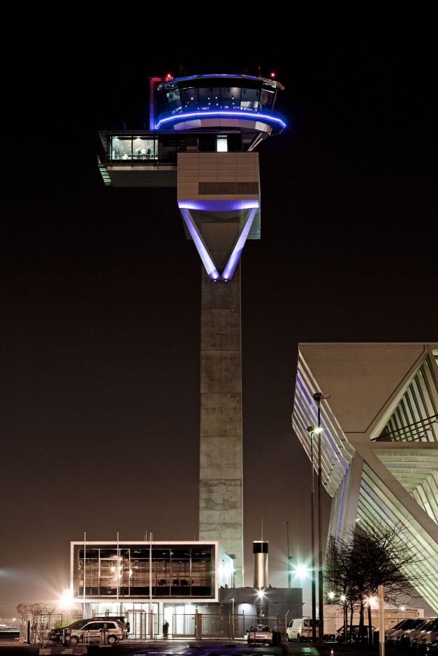 Tower Deutsche Flugsicherung Frankfurt-Flughafen