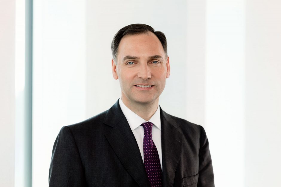 James von Moltke, Vorstand Deutsche Bank AG